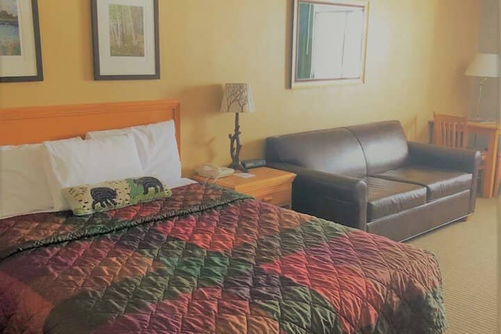 Room 17 of 64